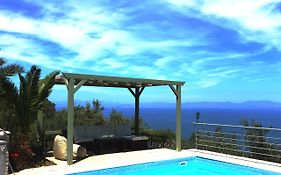 Δηώ Guesthouses